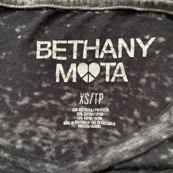Bethany Mota Crop Top Bundle - Picture 4 of 5